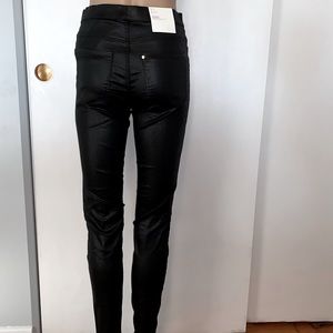 Black shiny pull on pants size 6